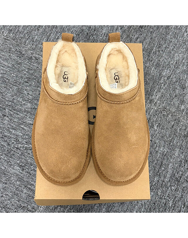 어그 [명품] 25FW 어그 여성 미국 UGG USA CLASSIC MICRO 클래식 마이크로 부츠 1173891 CHESTNUT 밝은 브라운 착용컷