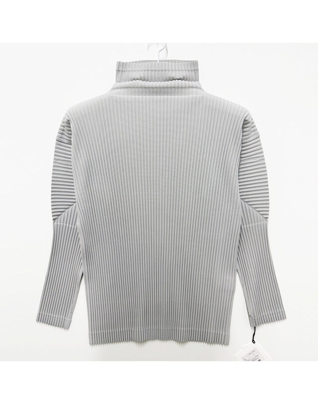 이세이미야케 [명품] 25FW 옴므 플리세 이세이 미야케 플리츠 모크넥 긴팔티 라이트 그레이 HP58JK522 11 밝은 그레이 착용컷