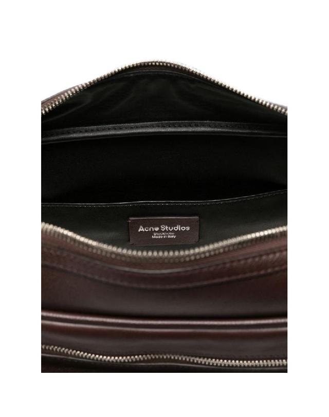 아크네 스튜디오 [해외직구] 그란데비타 해외 아크네스튜디오 여성 CAMERO CAMERA LEATHER SHOULDER BAG C10235DADN 착용컷