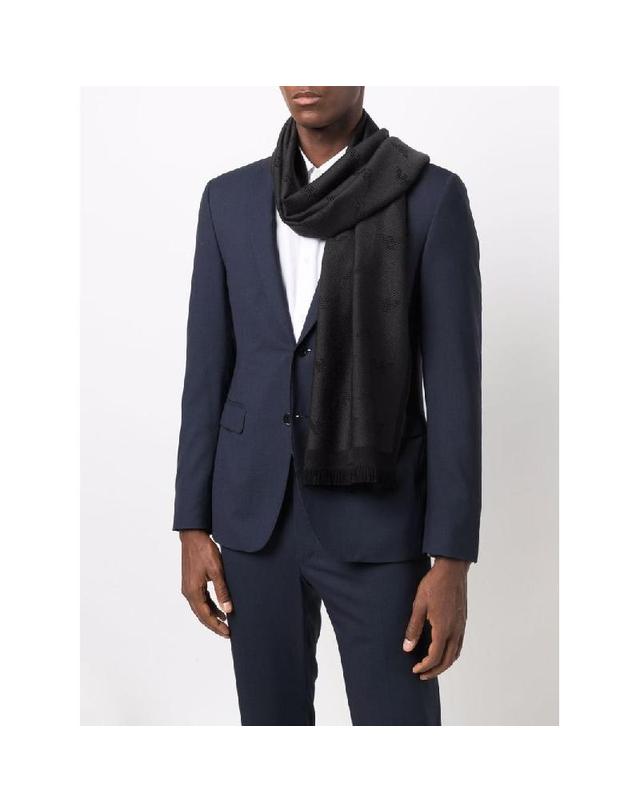 엠포리오 아르마니 [해외직구] 그란데비타 해외 엠포리오아르마니 남성 WOOL SCARF 625009CC30600044 착용컷