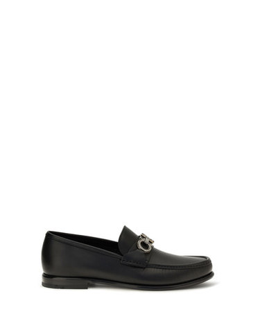 [해외직구] 해외 이태리배송 AW26 페라가모 남성 간치니 오너먼트 로퍼 784445_001