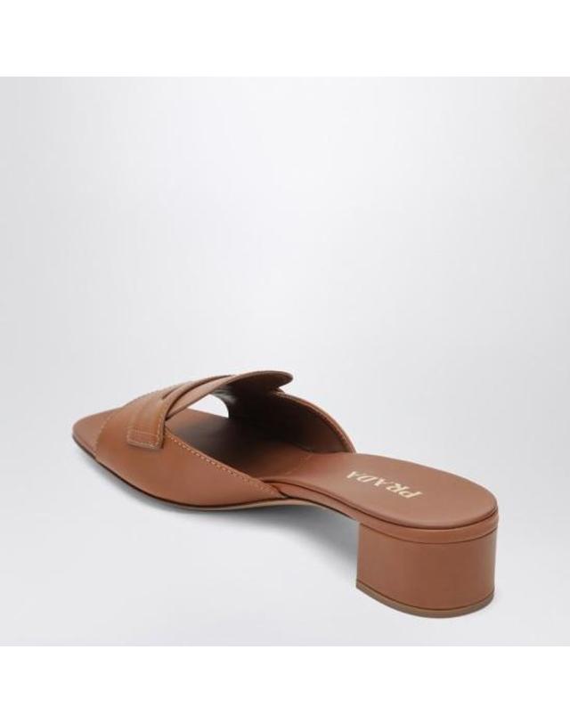 프라다 [해외직구] 26SS 프라다 레더 힐 뮬 1XX781035248 F0054 BROWN 착용컷