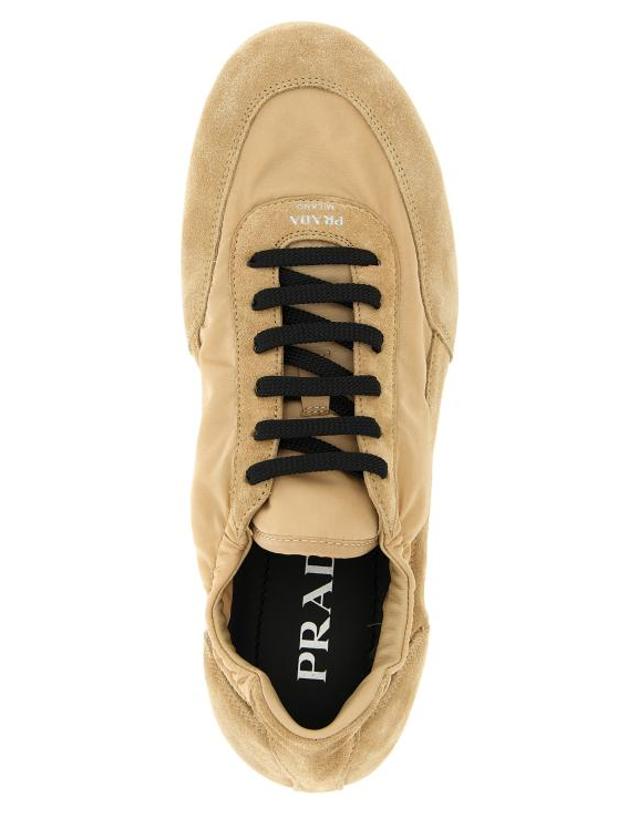 프라다 [해외직구] 25FW 프라다 컬랩스 스니커즈 1E959NF005D7CF0040 Beige 착용컷