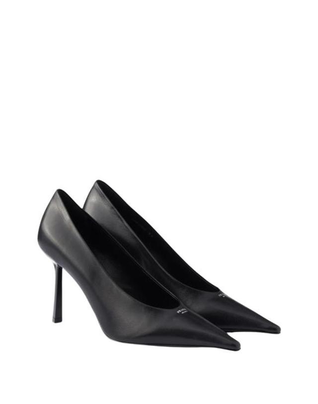 프라다 [해외직구] 26FW 프라다 힐 펌프스 1I685O54P F0002 BLACK 착용컷
