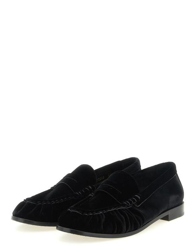 생로랑 [해외직구] 26FW 생로랑 로퍼 A00286GVOAI1000 Black 착용컷