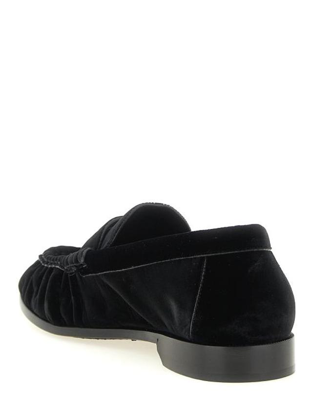 생로랑 [해외직구] 26FW 생로랑 로퍼 A00286GVOAI1000 Black 착용컷