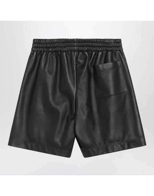 구찌 [해외직구] 25FW 구찌 레더 버뮤다 832983XNA7N Black 착용컷