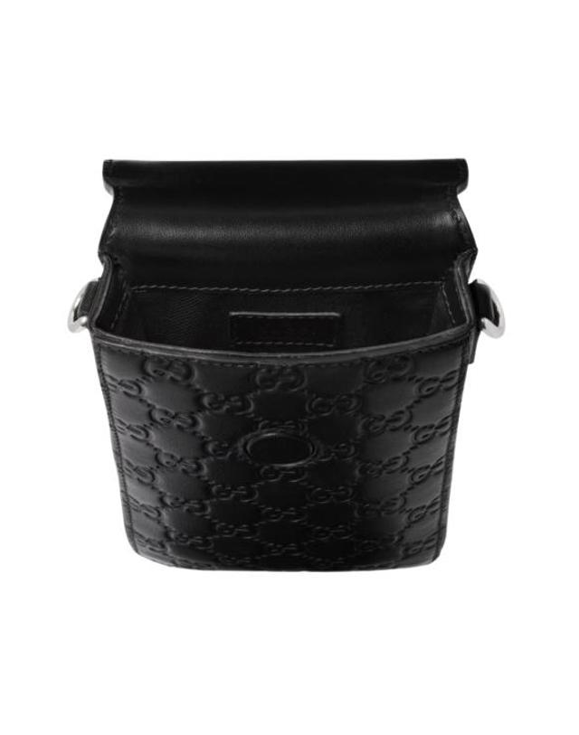 구찌 [해외직구] 26SS 구찌 크로스백 855787 AAFX41000 Black 착용컷
