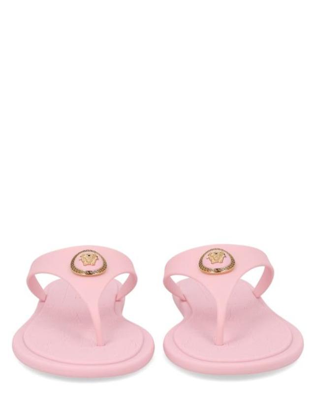 베르사체 [해외직구] 26SS 베르사체 알리아 러버 플랫 샌들 1016248 1A109831PS1V Pink 착용컷