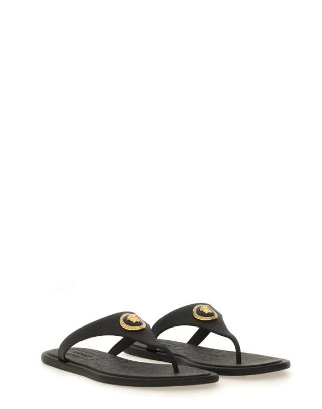 베르사체 [해외직구] 26FW 베르사체 알리아 러버 플랫 샌들 10162481A10983 1B00V BLACK 착용컷