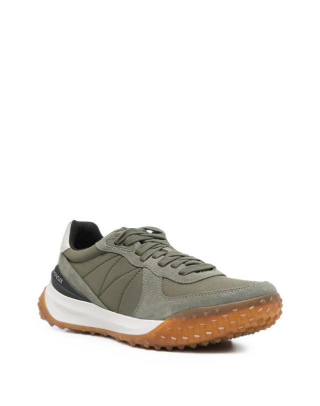 몽클레어 [해외직구] 26FW 몽클레어 시티 트렉 로우 탑 스포츠 슈즈 L209A4M00230N0633818 BROWN 착용컷