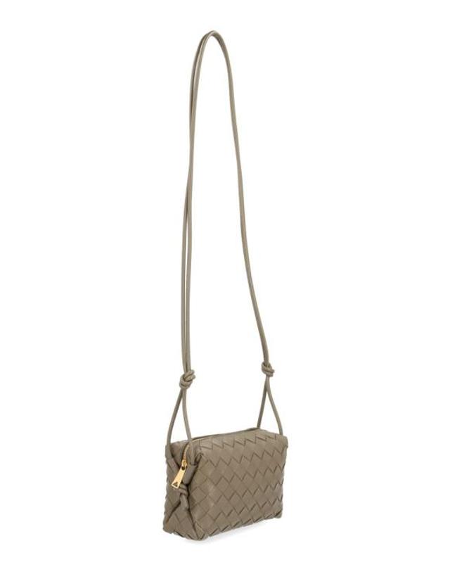 보테가베네타 [해외직구] 25FW 보테가베네타 미니 루프 카메라 백 723547 V1G113228 BEIGE 착용컷