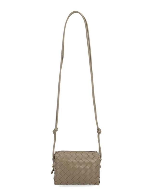 보테가베네타 [해외직구] 25FW 보테가베네타 미니 루프 카메라 백 723547 V1G113228 BEIGE 착용컷
