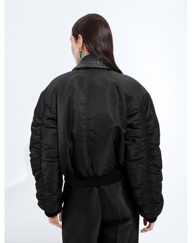 보테가베네타 [해외직구] 26SS 보테가베네타 자켓 860778V6C50 1010 Nero 착용컷