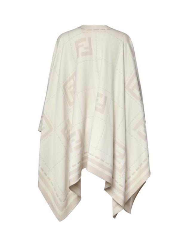 펜디 [해외직구] 26FW 펜디 울 판초 FXX033 B01NF0QD3 IVORY TAUPE 착용컷