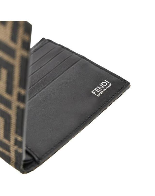 펜디 [해외직구] 26FW 펜디 FF 바이폴드 월렛 7M0169B139 Brown 착용컷