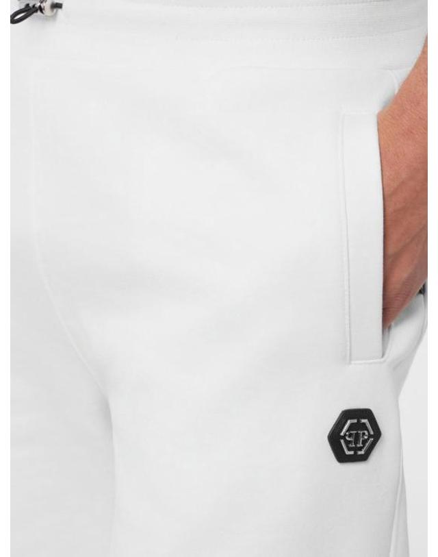 필립플레인 [해외직구] 26SS 필립 플레인 트레이닝 조거 팬츠 SAFCMJT2752PTE180N 01OF White 착용컷