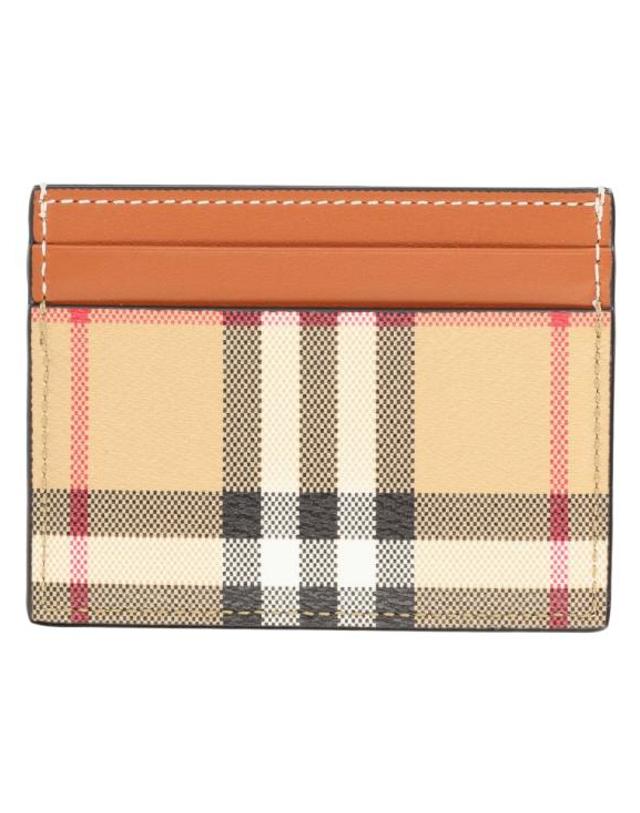 버버리 [해외직구] 26FW 버버리 체크 카드 케이스 8109801 A9534 BEIGE 착용컷