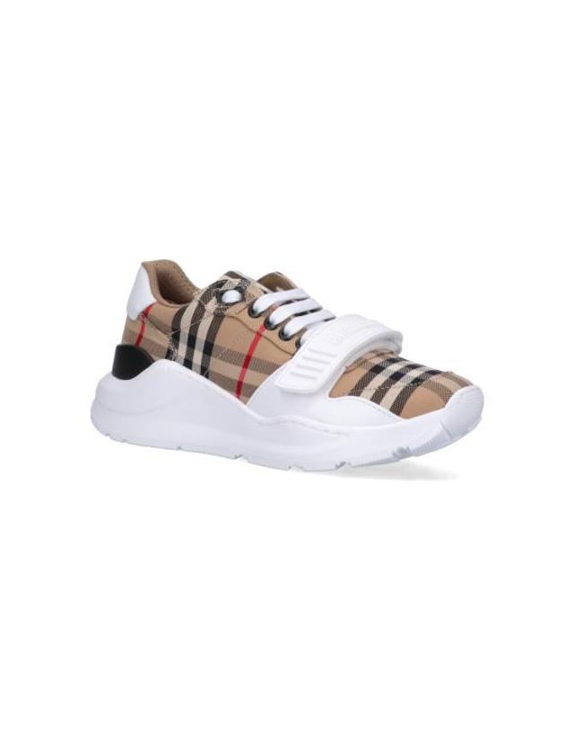 버버리 [해외직구] 26FW 버버리 빈티지 체크 벨크로 8050509 A7028 Beige 착용컷