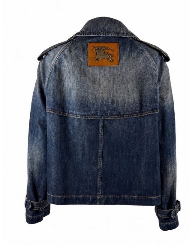버버리 [해외직구] 26SS 버버리 데님 자켓 8126570 A1322 Mid blue 착용컷