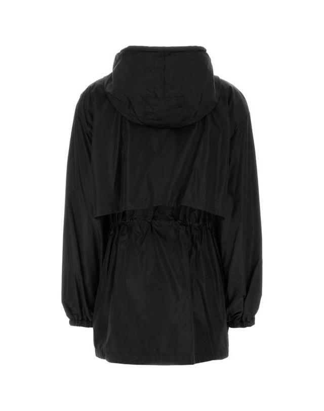 버버리 [해외직구] 26FW 버버리 웨이스트 스트링 후드 자켓 8113522 A1189 Black 착용컷
