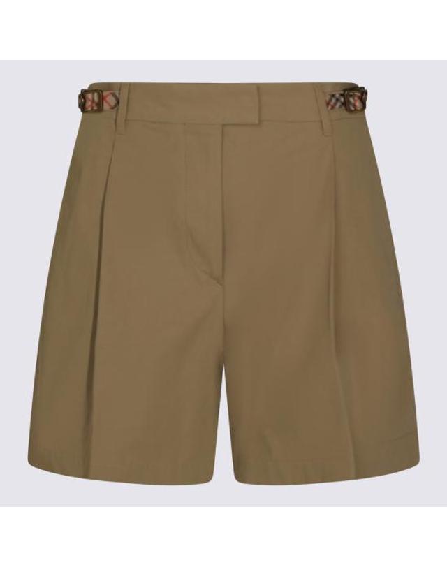 버버리 [해외직구] 26SS 버버리 숏팬츠 8126490 C5120 SPARROW BEIGE 착용컷