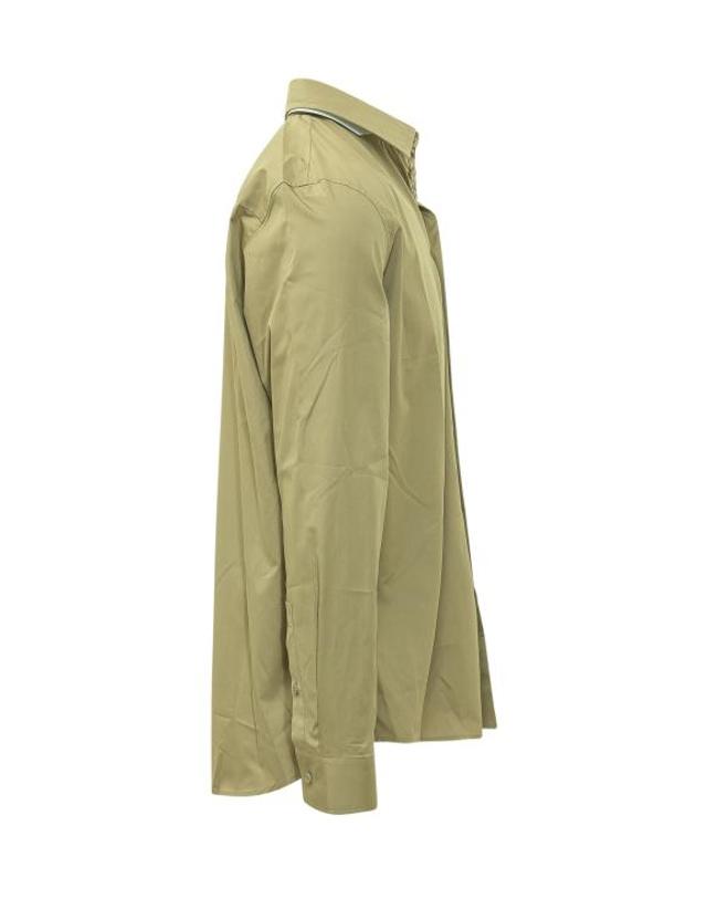 버버리 [해외직구] 26SS 버버리 레귤러 핏 코튼 포플린 셔츠 8124452 C5120 SPARROW BEIGE 착용컷
