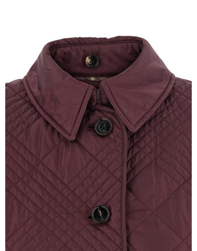 버버리 [해외직구] 26FW 버버리 코트 8127183 BURGUNDY 착용컷
