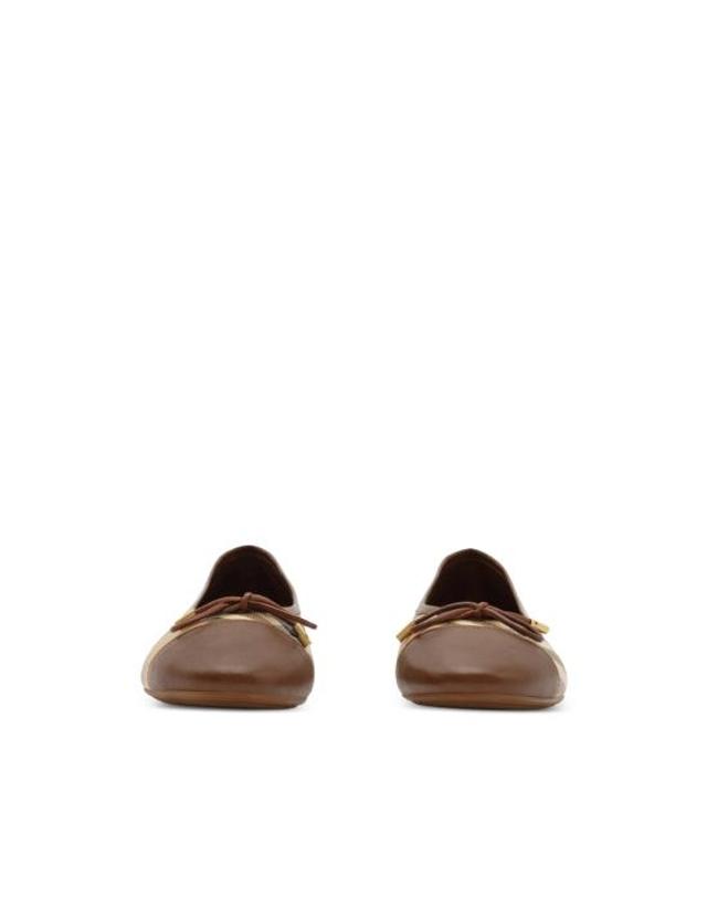 버버리 [해외직구] 26FW 버버리 플랫 슈즈 8132349 LF HIGHGAT A7028 NEUTRALS BROWN 착용컷