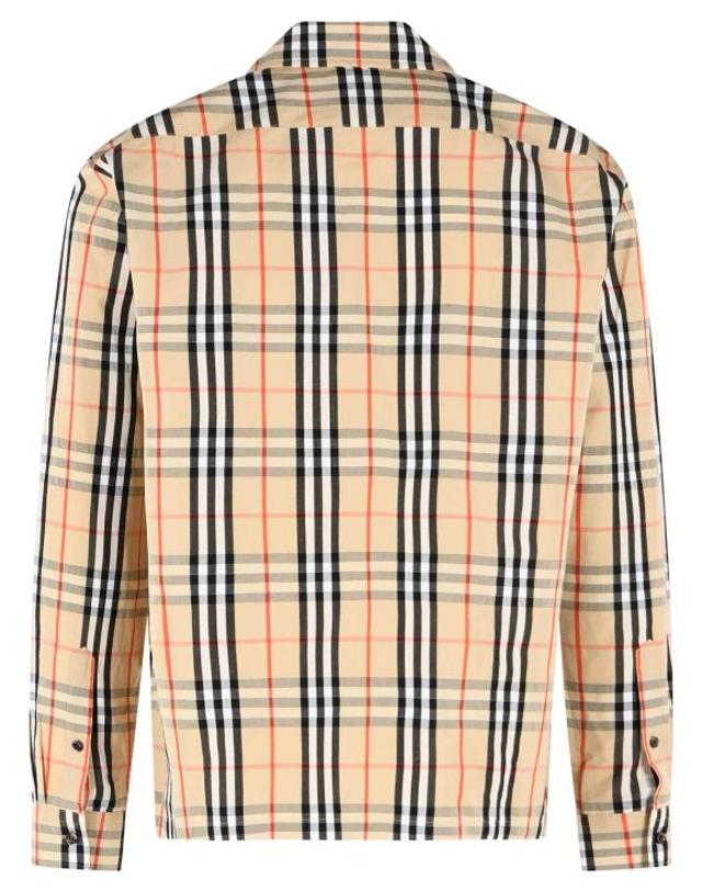 버버리 [해외직구] 26FW 버버리 긴팔 셔츠 8129460B9368 Beige 착용컷