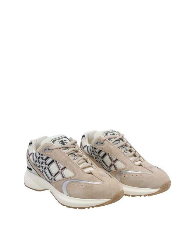 버버리 [해외직구] 26SS 버버리 스니커즈 8127713 BEIGE 착용컷