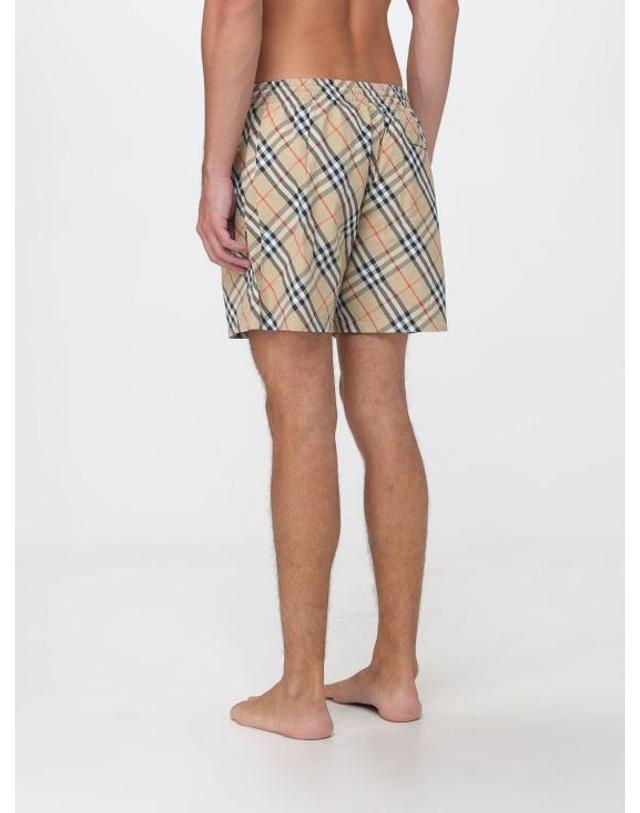버버리 [해외직구] 26FW 버버리 스윔팬츠 8129613 Beige 착용컷