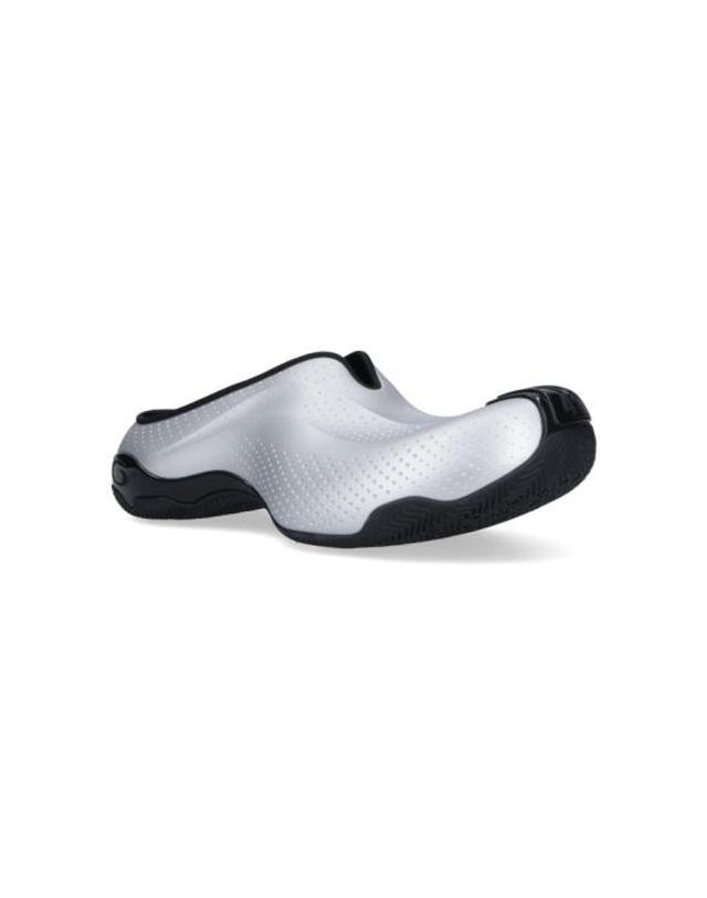 발렌시아가 [해외직구] 26SS 발렌시아가 베스킷볼 뮬 스니커즈 841877 WBSKM1010 Silver 착용컷