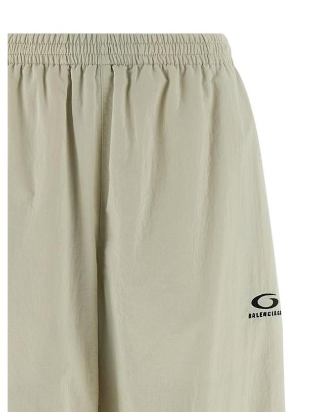 발렌시아가 [해외직구] 25FW 발렌시아가 트레이닝 조거 팬츠 BA321003BM BEIGE 착용컷