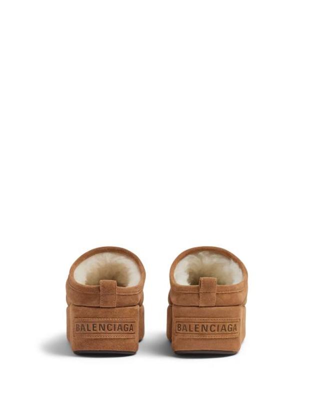 발렌시아가 [해외직구] 26FW 발렌시아가 알래스카 소프트 플랫폼 뮬 825258WBFC1 2200 BROWNWHITE 착용컷