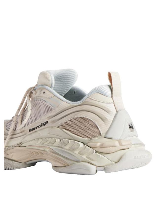 발렌시아가 [해외직구] 26FW 발렌시아가 서킷 스니커즈 865851 WTRS2 9191 EGGSHELL 착용컷