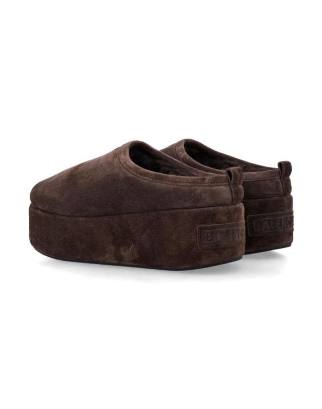 발렌시아가 [해외직구] 26FW 발렌시아가 알래스카 소프트 플랫폼 뮬 825258WBFC1 2929 BROWN 착용컷