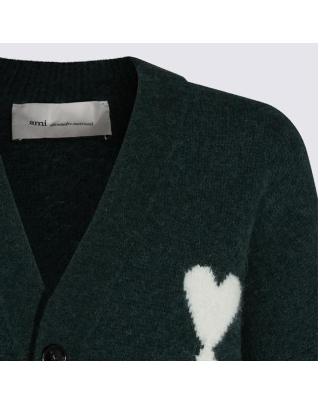 아미 [해외직구] 26FW 아미 빅 하트 로고 알파카 니트 가디건 UKC365 KN0135A279 DARK GREEN 착용컷