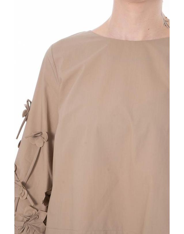 메이메이즈 [해외직구] 26SS 메이메이즈 긴팔 티셔츠 M6EA68 180 Beige 착용컷