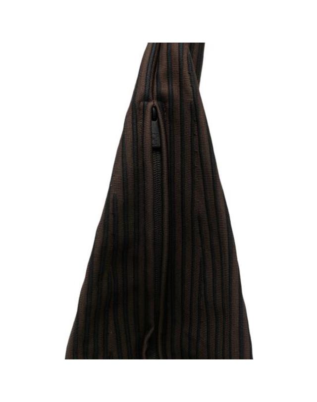 씨에프씨엘 [해외직구] 26FW 씨에프씨엘 숄더백 CF012AG029 COFFE BROWN BLACK 착용컷
