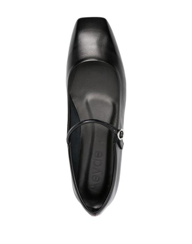 에이디 [해외직구] 24FW 에이드 플랫 슈즈 A11FLRAZS8MFL0122800095 BLACK 착용컷