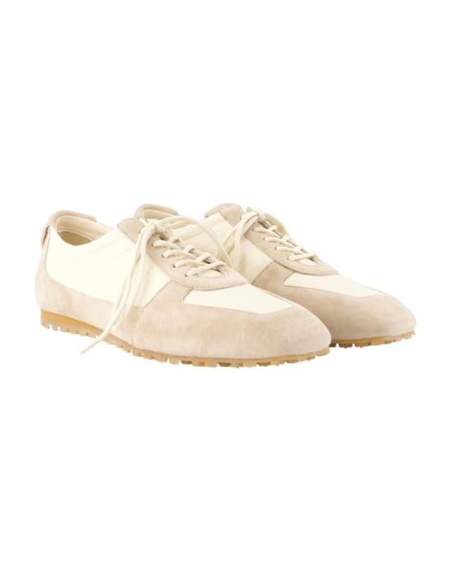 에이디 [해외직구] 26FW 에이드 스니커즈 CONFIG AEYS26010 IVORY 착용컷