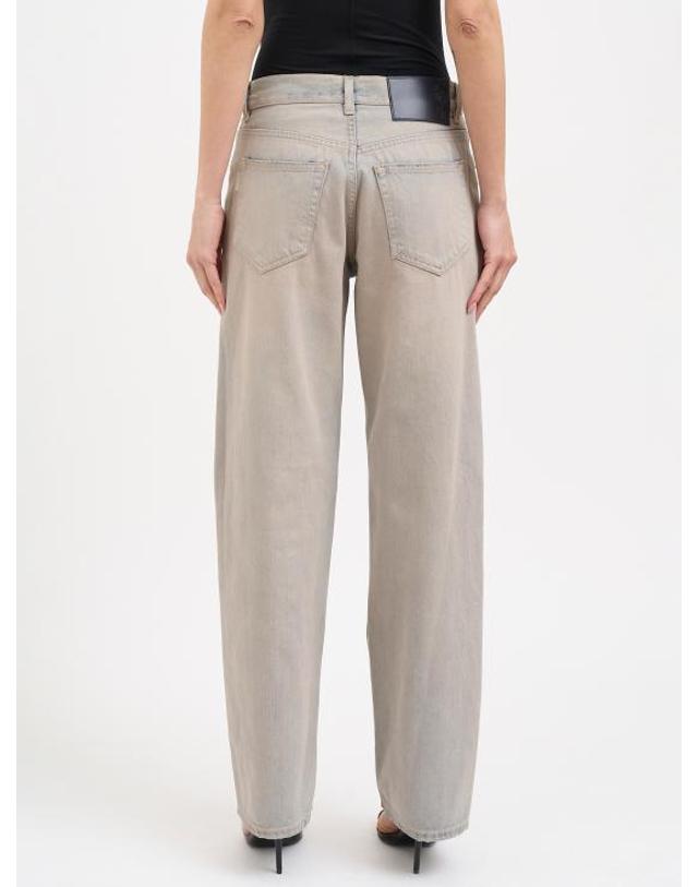 하이쿠레 [해외직구] 26SS 하이쿠레 스트레이트 팬츠 NHEW03330DF203L0932 LIGHT BLUE 착용컷