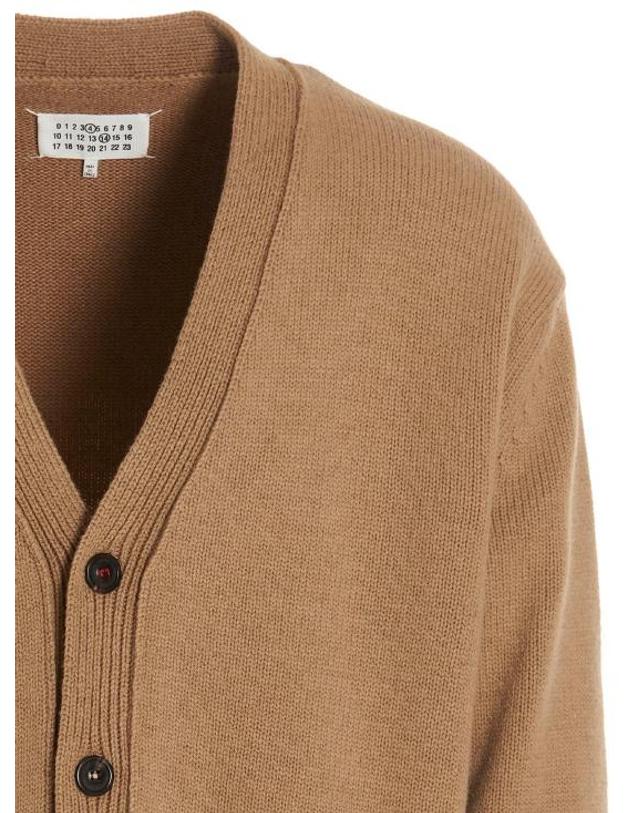 메종 마르지엘라 [해외직구] 25FW 마르지엘라 가디건 MA269021BM BEIGE 착용컷