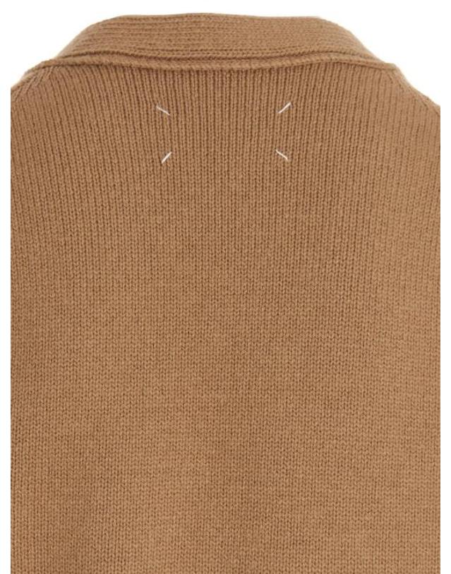 메종 마르지엘라 [해외직구] 25FW 마르지엘라 가디건 MA269021BM BEIGE 착용컷
