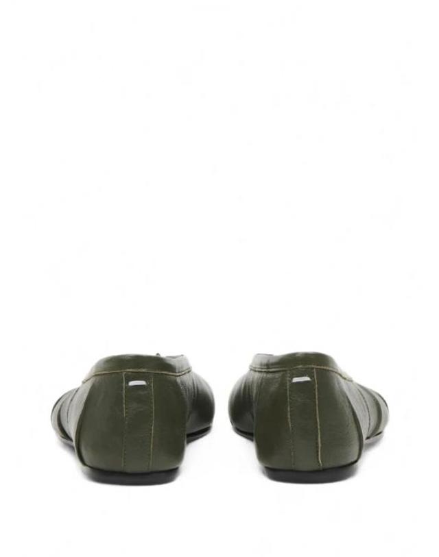 메종 마르지엘라 [해외직구] 26FW 마르지엘라 타비 발레리나 스웨이드 플랫 슈즈 S58WZ0127 P3753 099 T7167 FOREST GREEN 착용컷