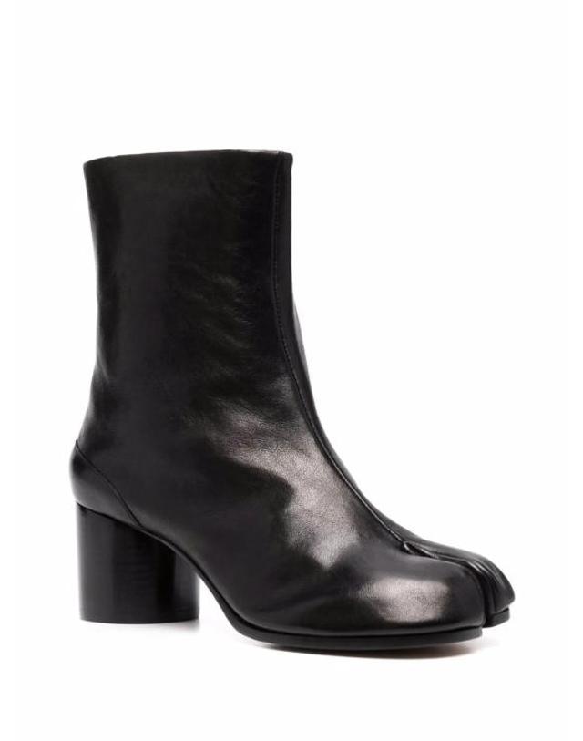 메종 마르지엘라 [해외직구] 26FW 마르지엘라 타비 빈티지 레더 부츠 S58WU0246 P3753 T8013 BLACK 착용컷