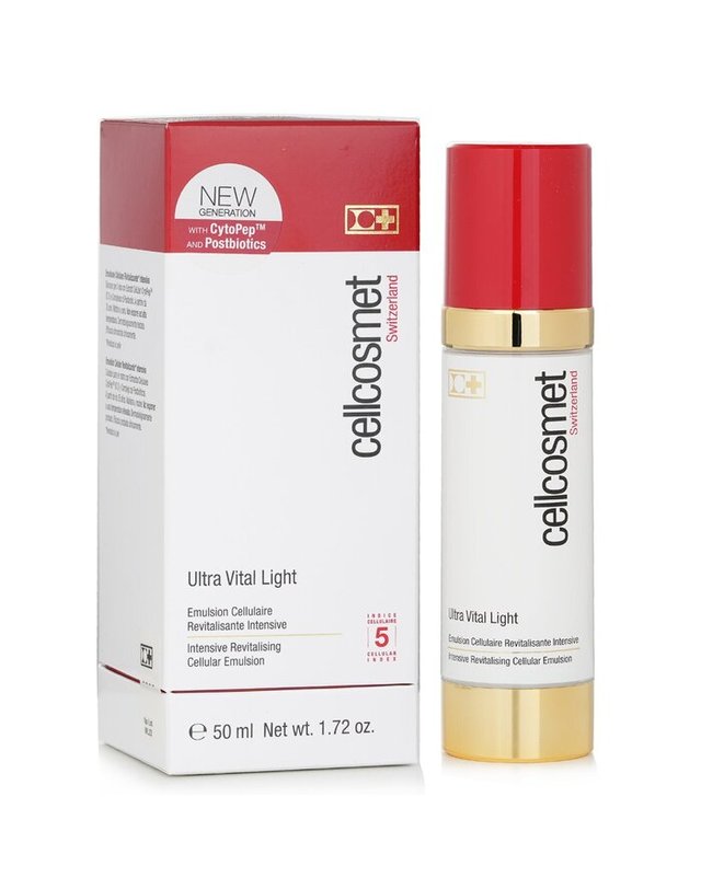 셀코스메트 앤 셀멘 셀코스메트 앤 셀멘 Cellcosmet Ultra Vital Light Intensive Revitalising Cellular Emulsion Exp. Date 30 Nov 2025 50ml 착용컷