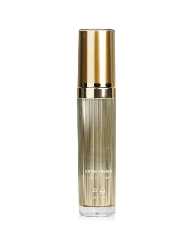 내추럴뷰티 Natural Beauty 센텔라 리바이탈라이징 센텔라 리바이탈라이징 수프림 에센스 30ml 착용컷