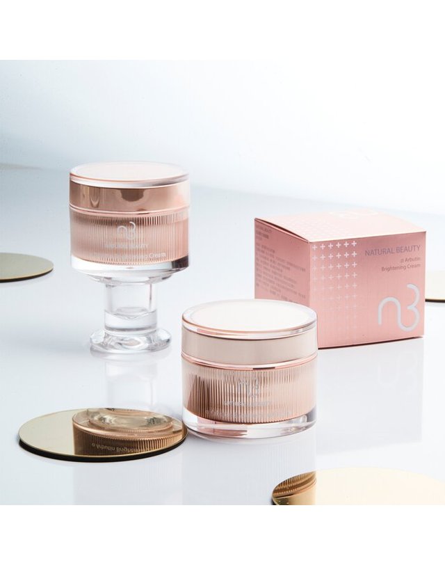 내추럴뷰티 Natural Beauty 알부틴 알부틴 브라이트닝 워터 슬립핑 마스크 50g 착용컷